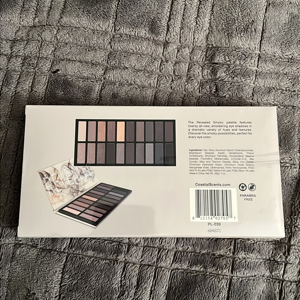Revealed Smoky pallette - Picture 5 of 5